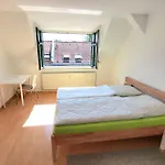 2-Zimmer-Traumwohnung: Schick * Hell * Ruhig * Grosse Raeume * Zentrumsnah